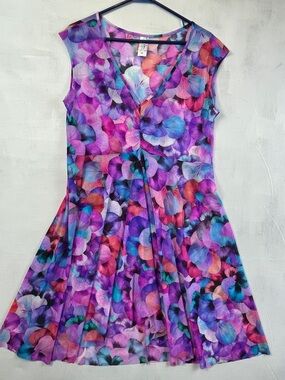 (L) Swim Coverup: Profile by Gottex